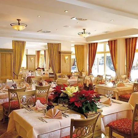 Hotel The Glacier 4*