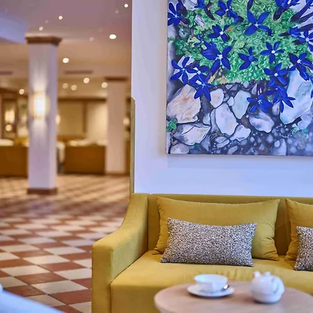 Szálloda The Glacier 4*