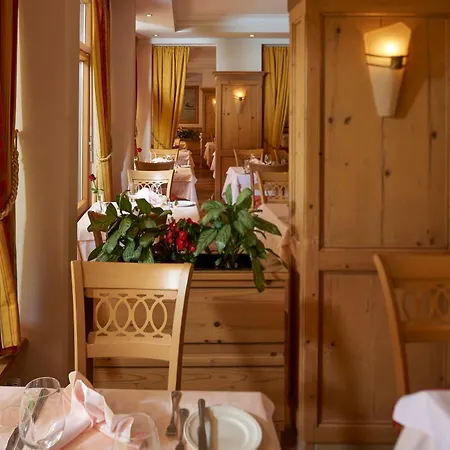 The Glacier Szálloda